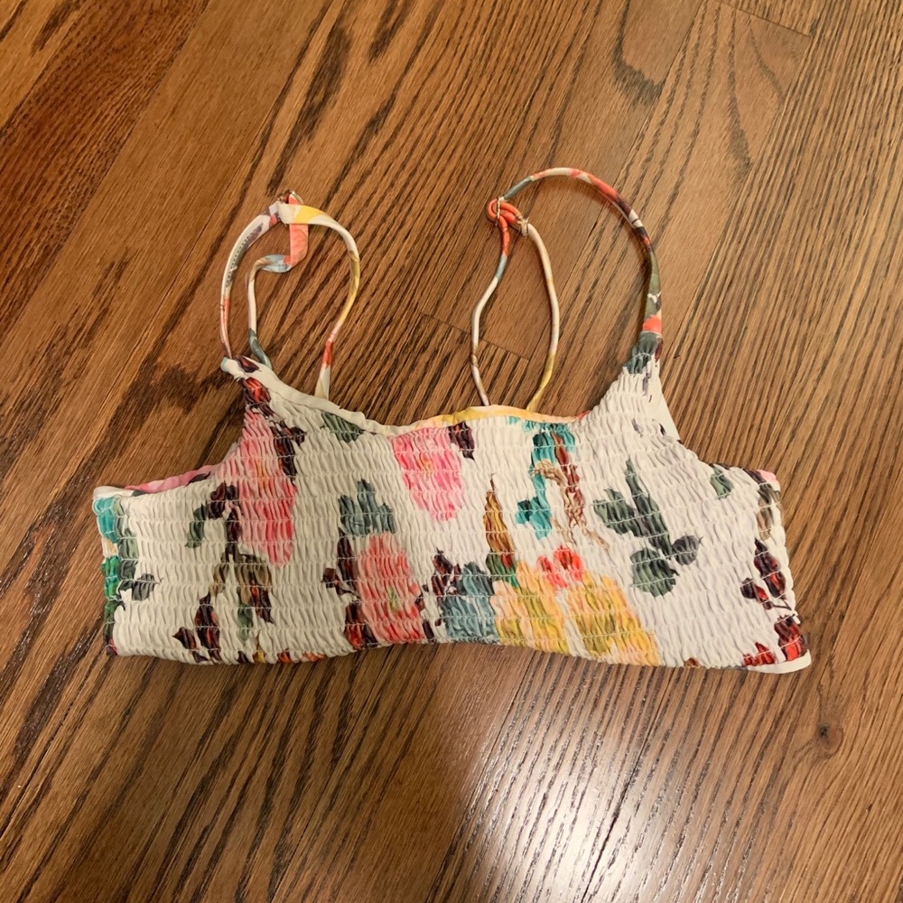 Zaful Floral Ruched Bikini Top